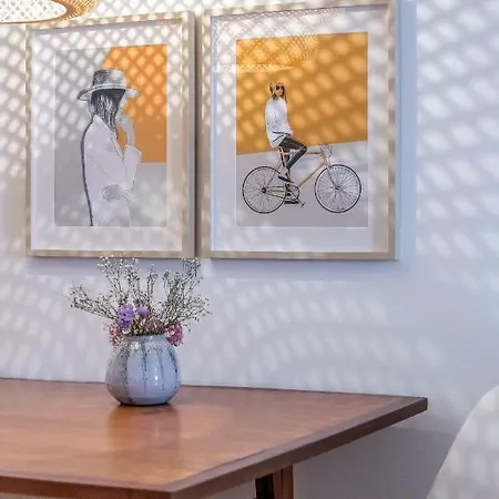 Апартаменти Bright & Spacious Alfama Apartment, By Timecooler Лісабон