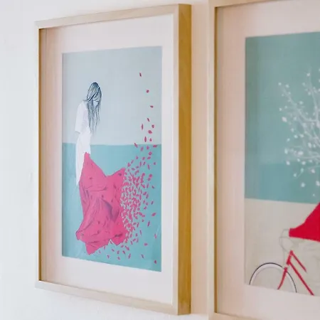 Bright & Spacious Alfama Apartment, By Timecooler Лісабон