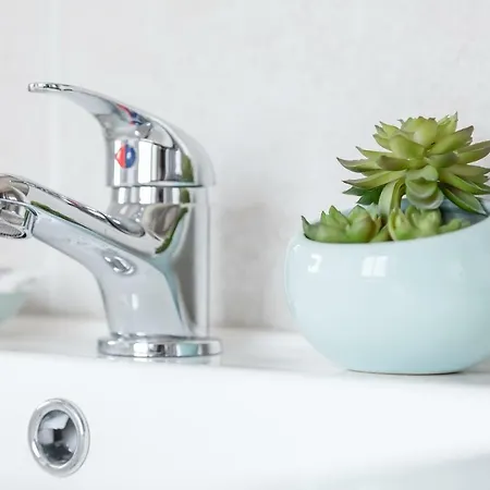 Apartment Bright & Spacious Alfama Apartment, By Timecooler Lisbon