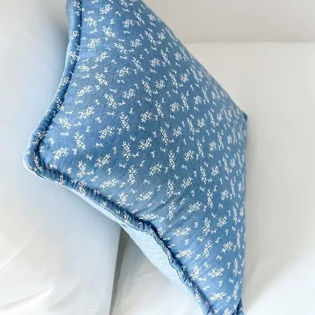 Apartment Bright & Spacious Alfama Apartment, By Timecooler Lisbon