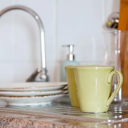 Bright & Spacious Alfama Apartment, By Timecooler Apartment Lisbon