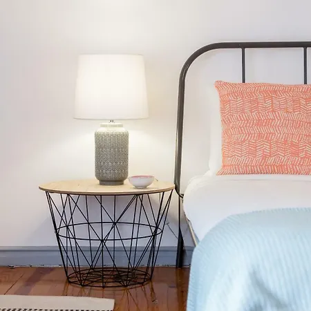 Bright & Spacious Alfama Apartment, By Timecooler Лиссабон