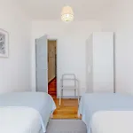 Bright & Spacious Alfama Apartment, By Timecooler Apartman Lisboa