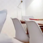 Bright & Spacious Alfama Apartment, By Timecooler Apartman Lisboa